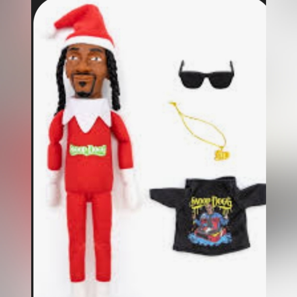Snoop On A Stoop Elf Doll